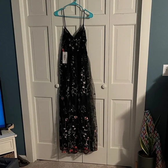 JJs House Black Floral Maxi Dress - NEW with tags! - Picture 6 of 6